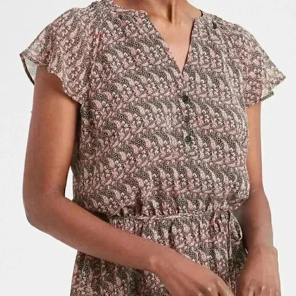 Banana Republic Fit- And- Flare Dress - Picture 6 of 10